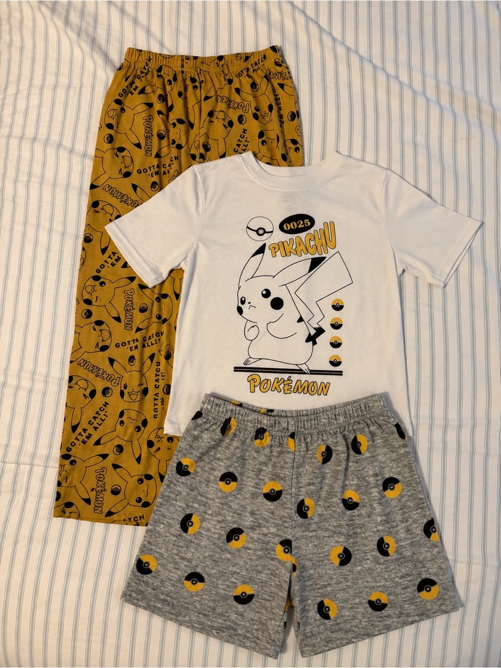 Pokémon Boys 3-Piece Pajama Set – Gray Shorts & Yellow Pants – Size M (8)